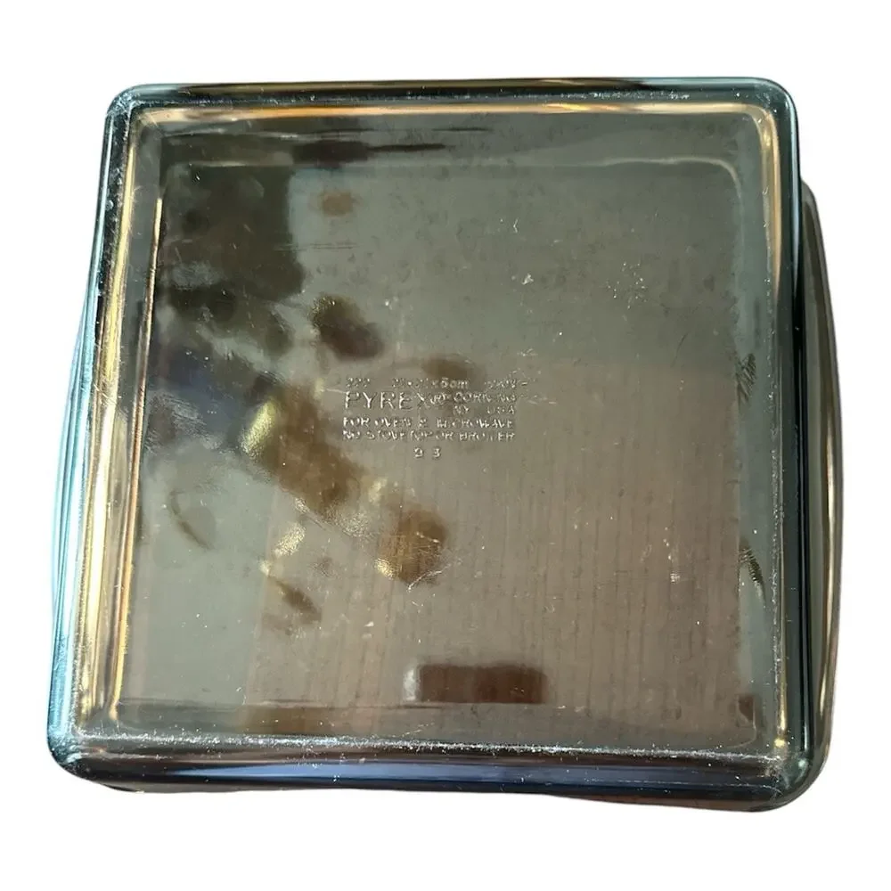 Vintage Pyrex #222 Amber Brown 8x8x2 Inch Square Baking Dish Casserole 2 Qt VTG